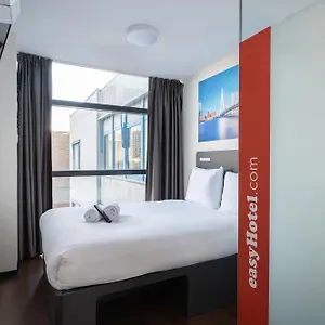 2* Hotel Easyhotel Centro Urbano